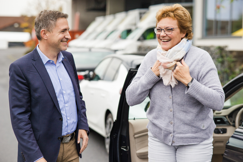 Betriebsbesuch bei der Bäckerein Maxl Bäck in Zellingen mit Monika Hohlmeier, MdEP 