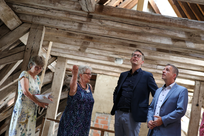 Besuch der Burg Rothenfels mit Staatsminister Markus Blume