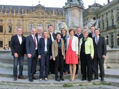 Besuch des AK Landwirtschaft in Würzburg, mit dabei waren die Fränkische Weinkönigin Christin Ungemach und Weinbaupräsident Artur Steinmann