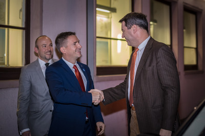 Ankunft von Finanzminister Dr. Markus Söder beim Festakt "70 Jahre CSU Main-Spessart" in Karlstadt