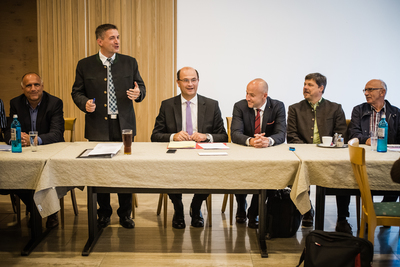 Veranstaltung zu Fördermöglichkeiten für Kommunen in Marktheidenfeld mit Staatssekretär Albert Füracker