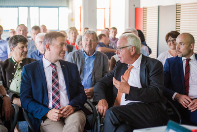 Betriebsbesuch bei Fertig Motors in Marktheidenfeld mit Fraktionschef Thomas Kreuzer und MdB Alexander Hoffmann