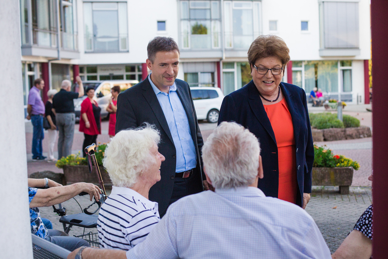 Besuch im Seniorenheim Lohr mit Landtagspräsidentin Barbara Stamm