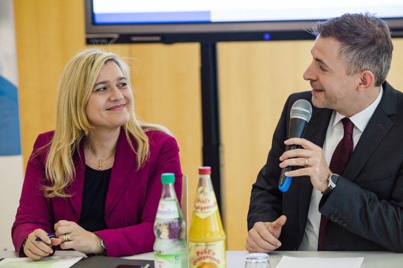 Staatsministerin Melanie Huml zu Gast in Marktheidenfeld